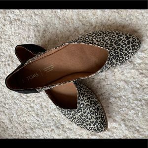 Toms Jutti Spotted Animal Print Ballet Flat